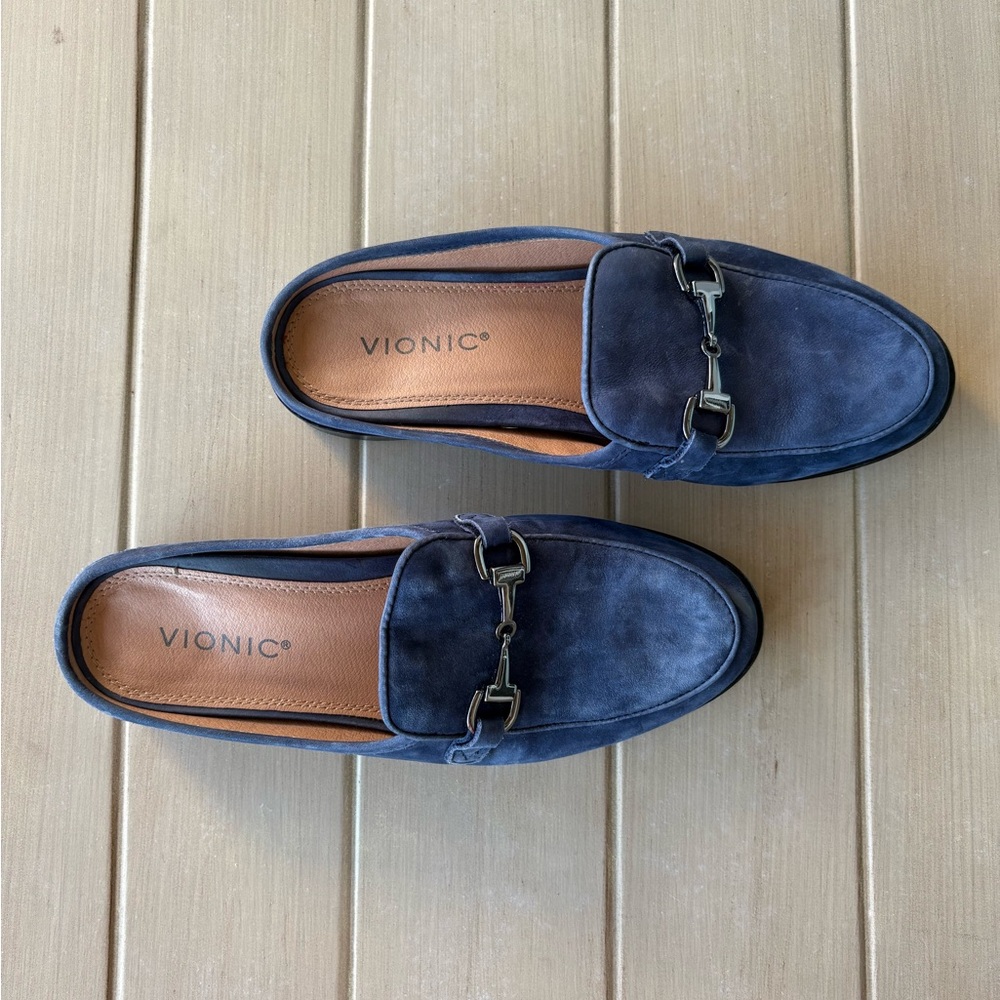 Women’s Vionic Blue Suede Loafers - SIZE 8